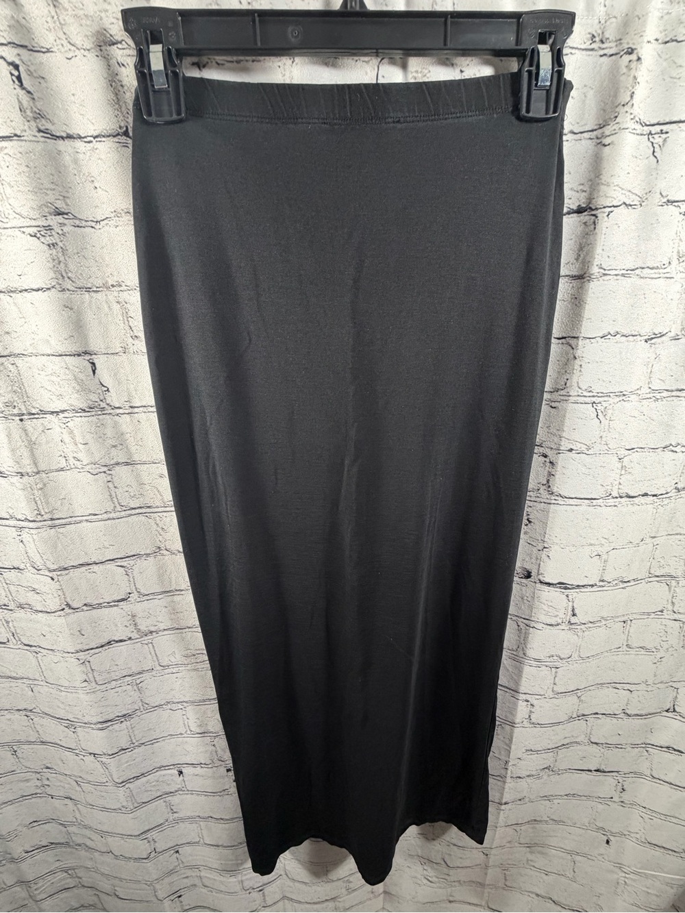Reformation Rylan Black Twist-Front Midi Skirt - Picture 7 of 10